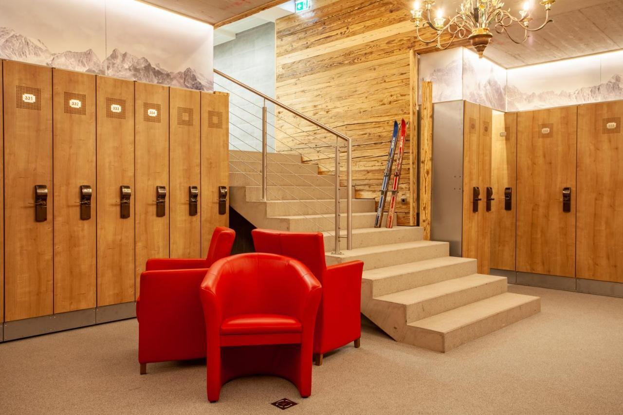 Hotel Olympia イシュグル エクステリア 写真