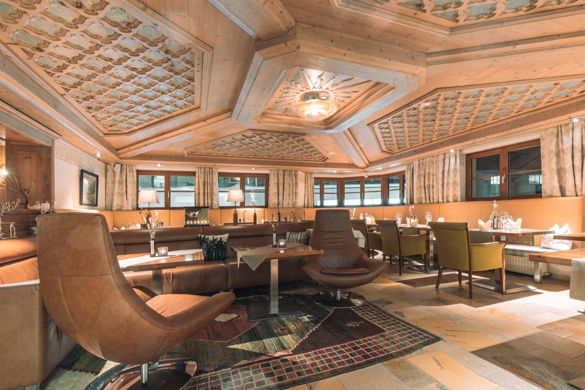 Hotel Olympia イシュグル エクステリア 写真