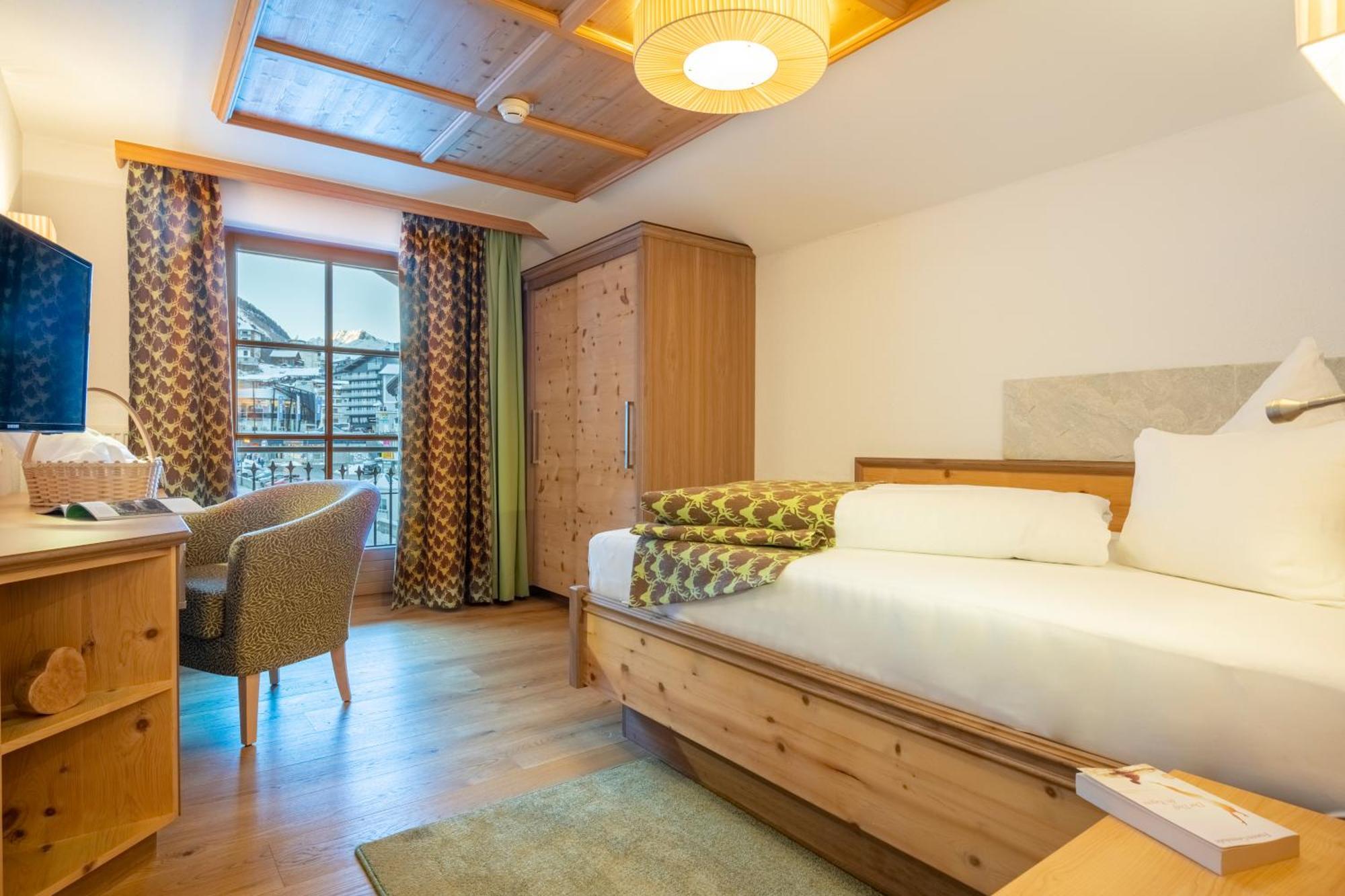 Hotel Olympia イシュグル エクステリア 写真