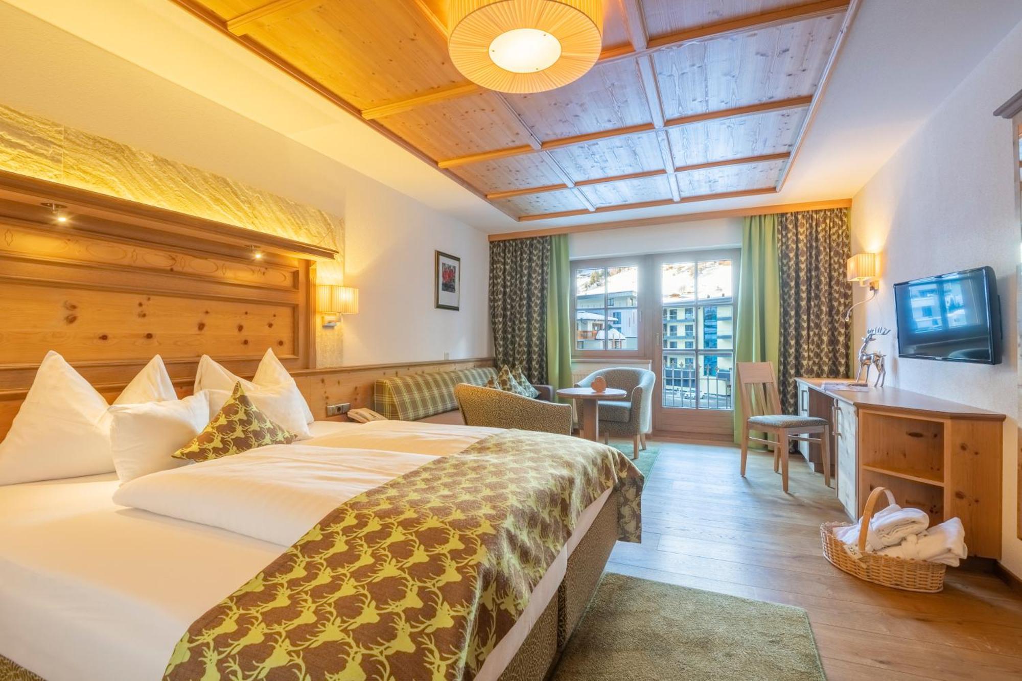 Hotel Olympia イシュグル エクステリア 写真