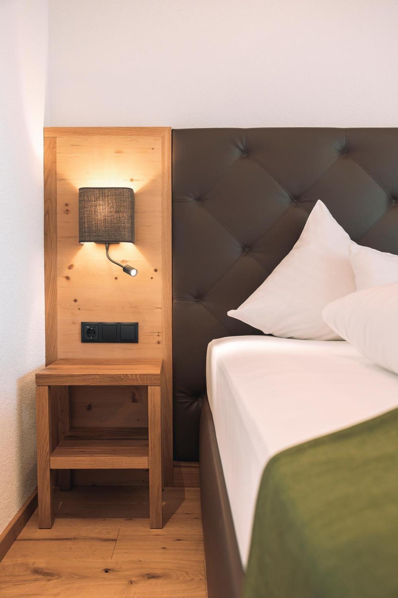 Hotel Olympia イシュグル エクステリア 写真