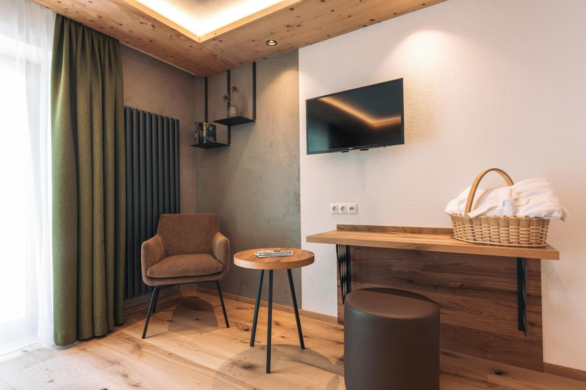 Hotel Olympia イシュグル エクステリア 写真